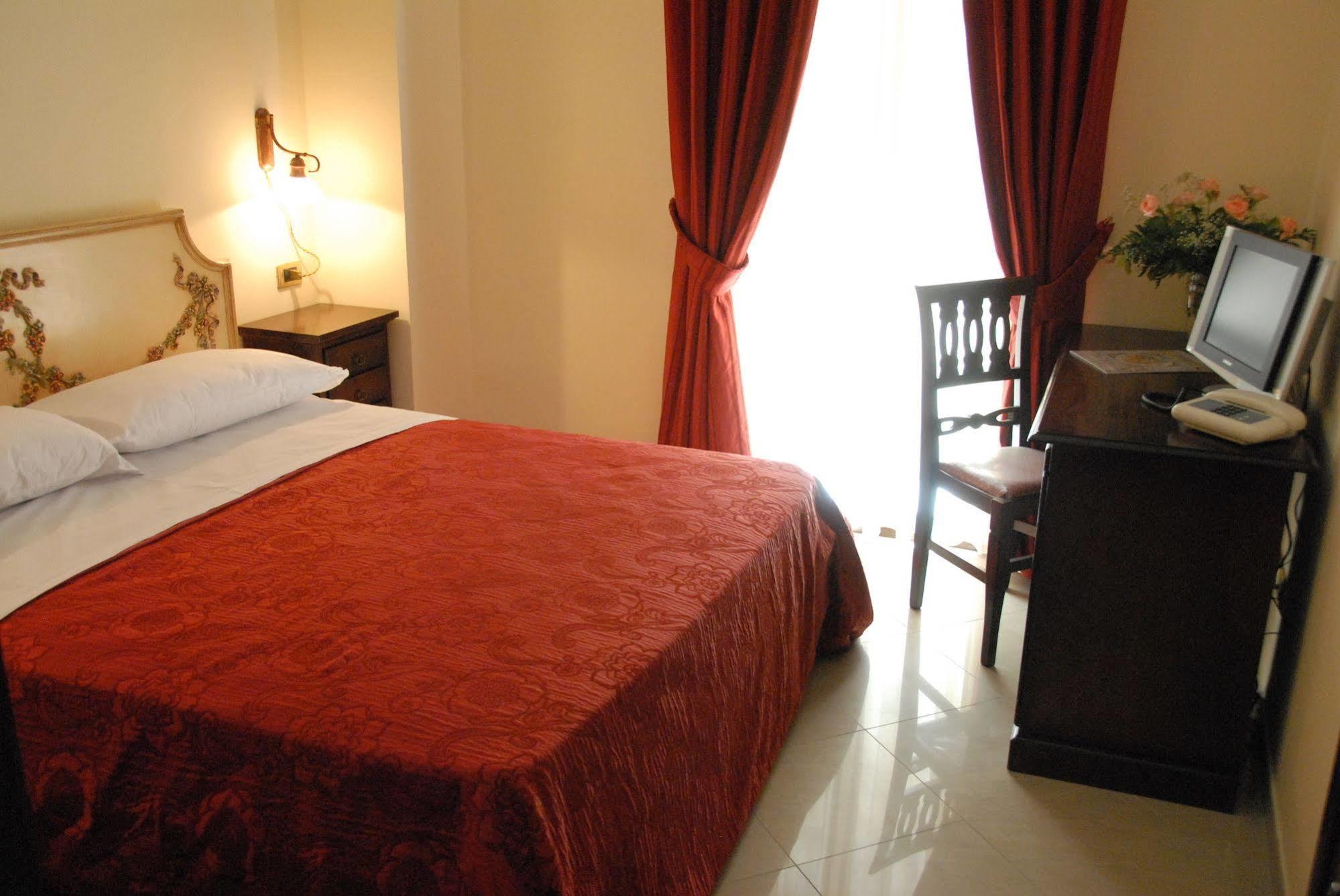 Bed & Breakfast Garibaldi Relais 3*