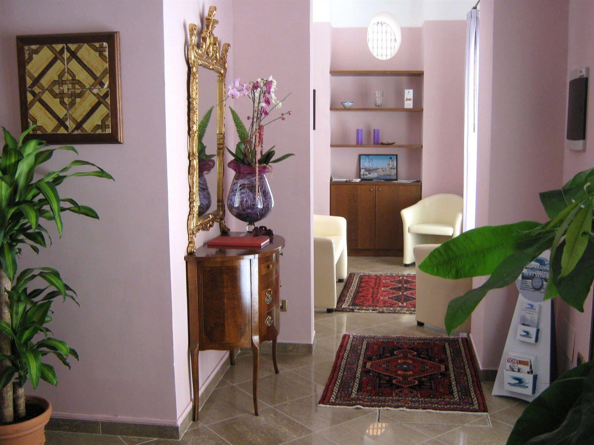 Couette-café Garibaldi Relais 3*