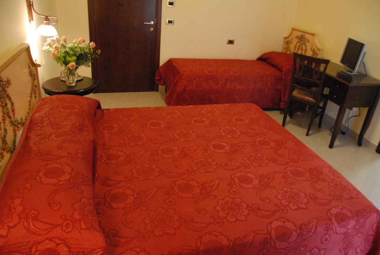 Garibaldi Relais Couette-café
